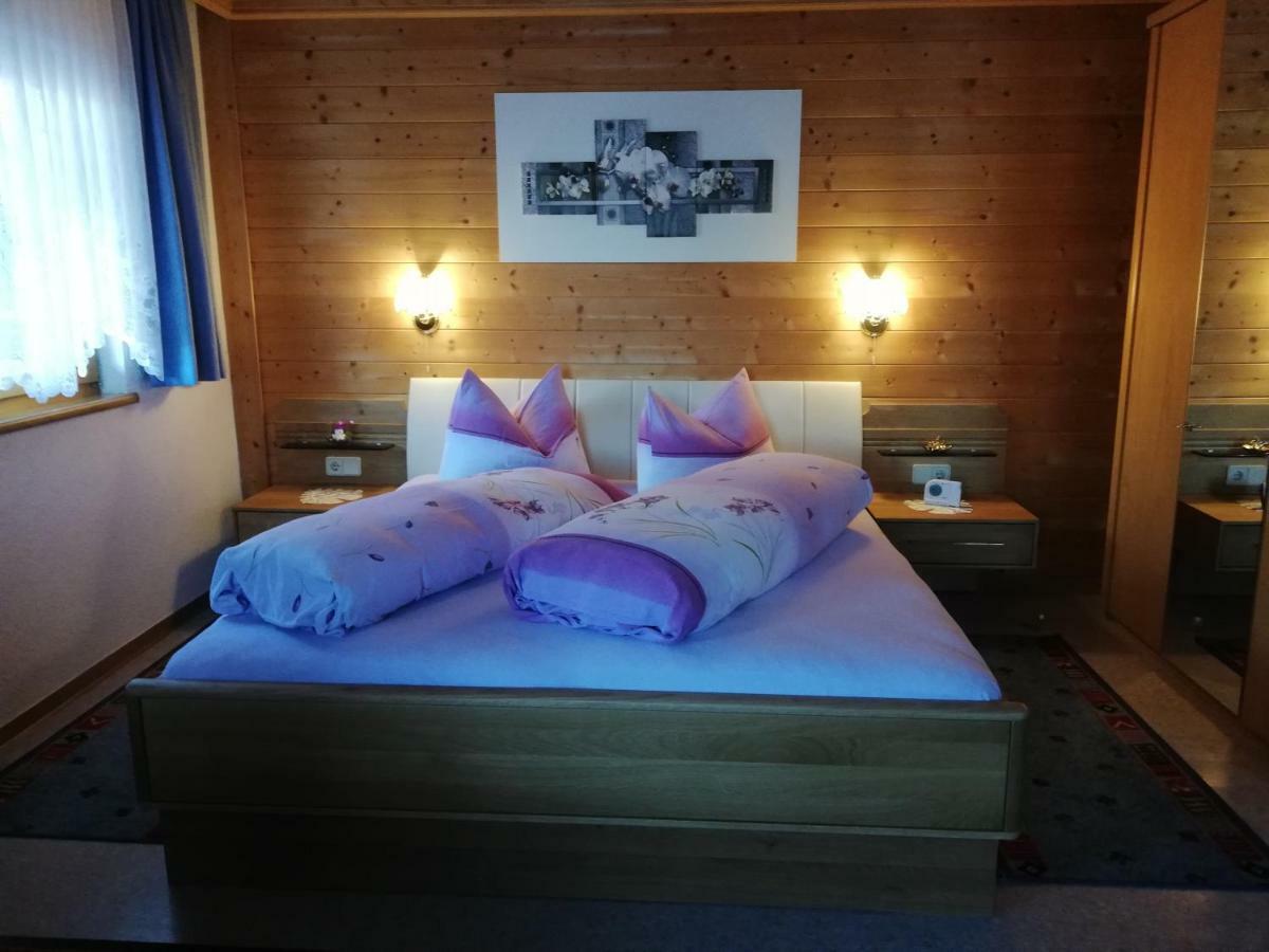 Ferienwohnung Ausserlechner Kartitsch Esterno foto